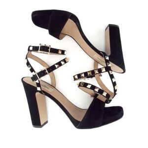 Valentino Garavani Black gold studded Heels